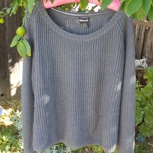 Wet seal gray pullover sweater size medium